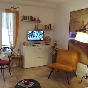 à 2 Pas Du Palais Cannes